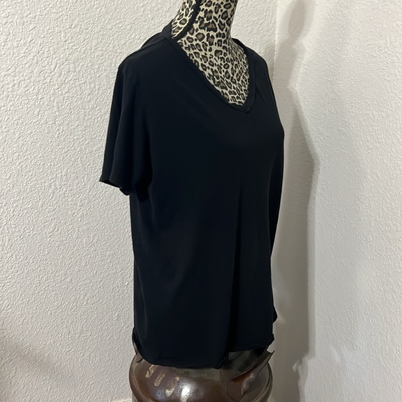 Black Zenana Shirt- Size Large - Picture 2 of 5